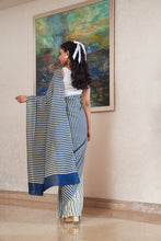 Load image into Gallery viewer, Stripes and Waves Cotton Saree