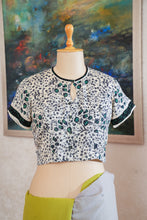 Load image into Gallery viewer, Unique Hand Crafted Cotton Saree