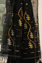 Load image into Gallery viewer, Classic Black Jamdani Saree