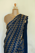 Load image into Gallery viewer, Chevron Sapphire and Gold Pleated Saree