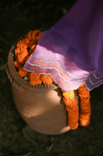 Load image into Gallery viewer, Lilac Scalloped Muga Silk Saree