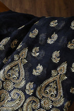 Load image into Gallery viewer, Mid-Summer Night’s Dream Linen Saree