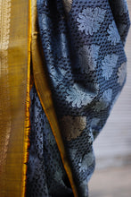 Load image into Gallery viewer, Megha Kanjivaram Saree