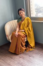 Load image into Gallery viewer, Golden Reversible Maheshwari Saree
