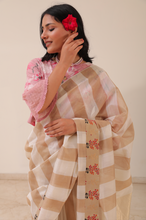 Load image into Gallery viewer, Striped Ivory Silk Cotton Chanderi Saree
