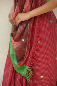 Makura Patteda Anchu Saree