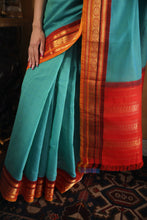 Load image into Gallery viewer, Elãna Gadwal Saree
