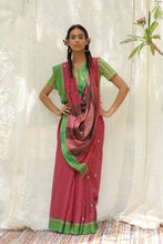 Load image into Gallery viewer, Makura Patteda Anchu Saree
