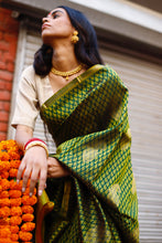 Load image into Gallery viewer, Vanya Kanjivaram Saree
